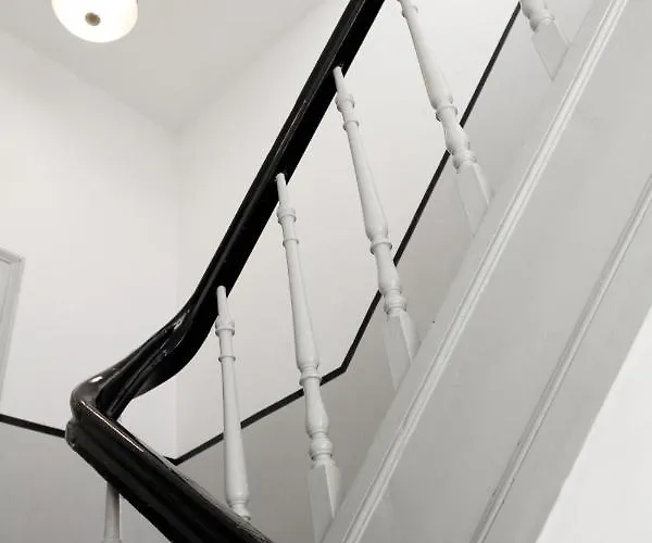 Zentrales Newyork-designapartment Mit 2 Betten Nahe Messe L Flughafen